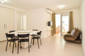 Cond. c/ Piscina e Academia, 350m da Praia P1793